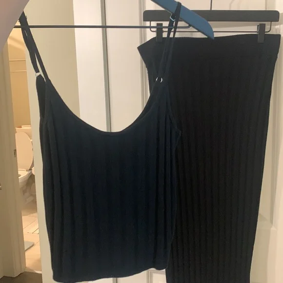 Repost - Abercrombie & Fitch Slim Ribbed Midaxi Skirt - Picture 5 of 5